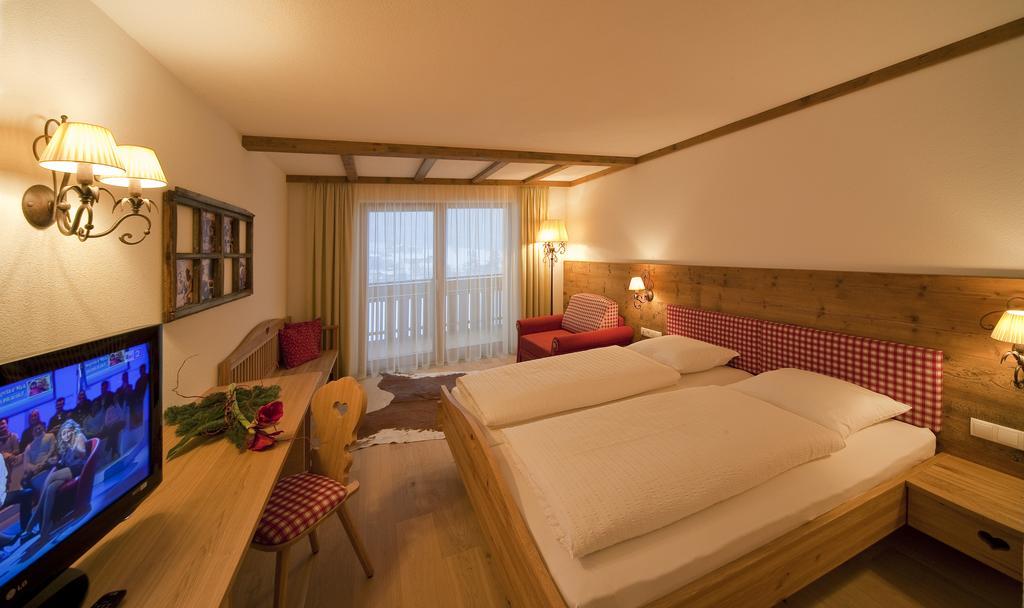 Hotel Foestlerhof Villa Ottone Kültér fotó