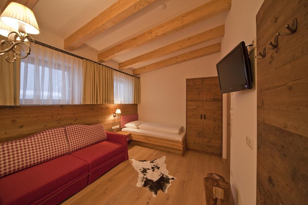 Hotel Foestlerhof Villa Ottone Kültér fotó